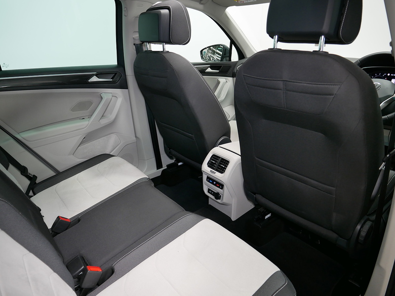Volkswagen Tiguan TSI Elegance - U4370