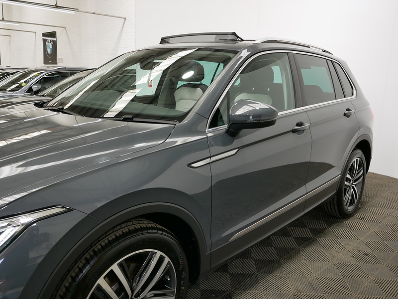 Volkswagen Tiguan TSI Elegance - U4370