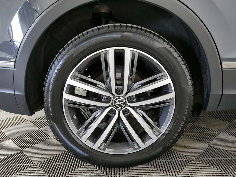 Volkswagen Tiguan TSI Elegance - U4370