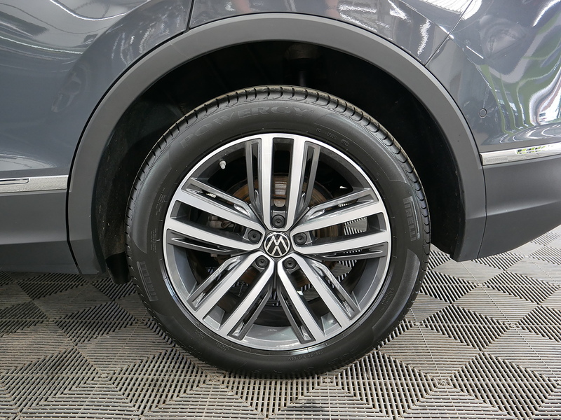 Volkswagen Tiguan TSI Elegance - U4370