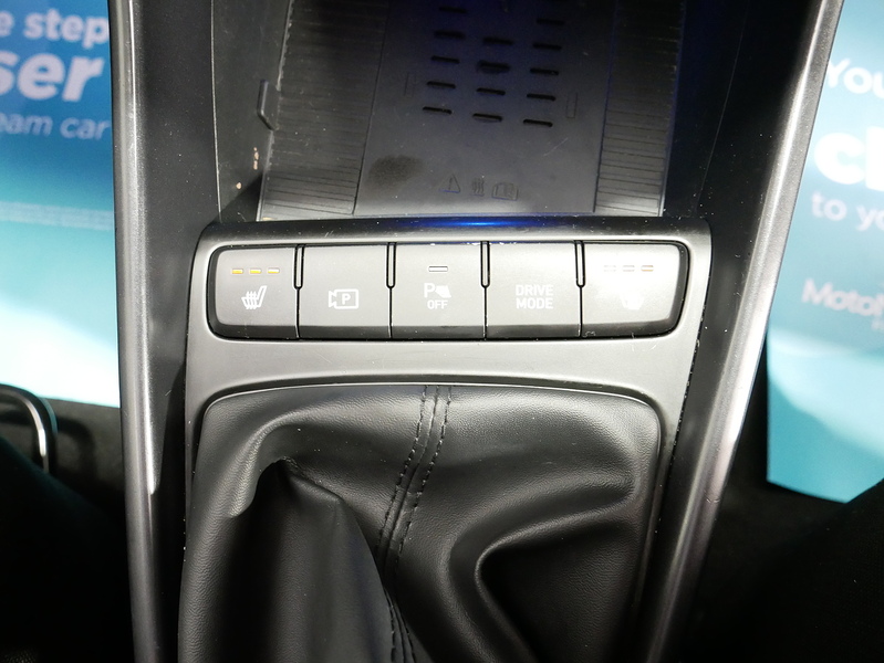 Hyundai BAYON T-GDi MHEV Premium - U4380