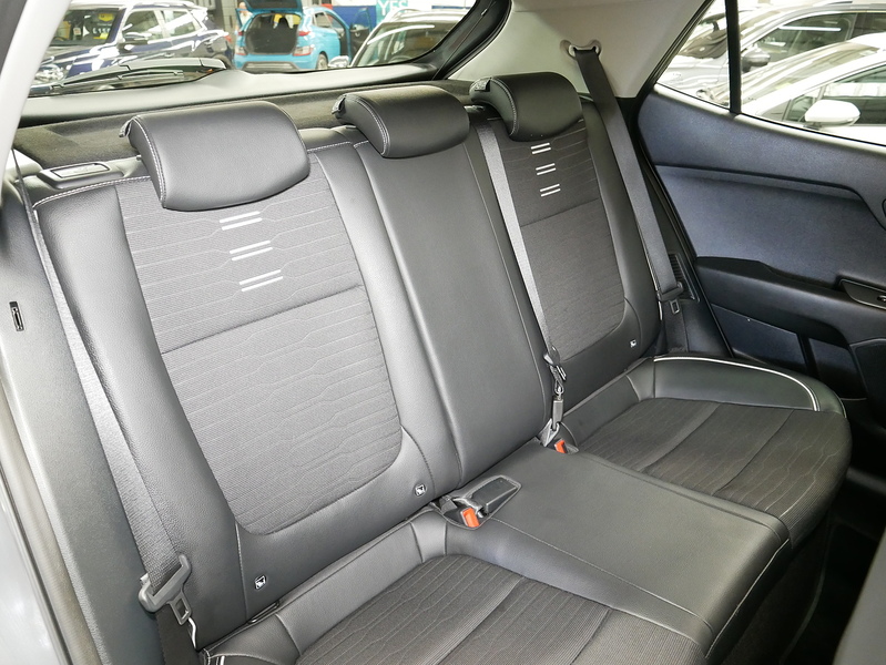 Kia Stonic T-GDi MHEV GT-Line S - U4382