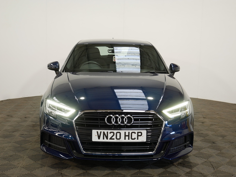 Audi A3 TFSI S line - U4400