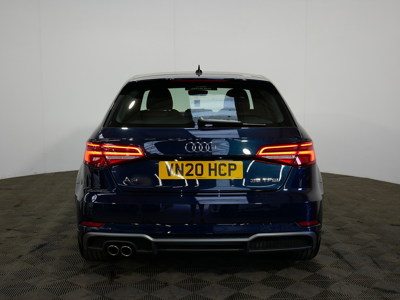 Audi A3 TFSI S line - U4400