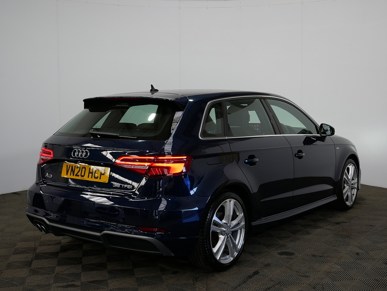 Audi A3 TFSI S line - U4400