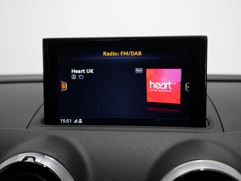 Audi A3 TFSI S line - U4400