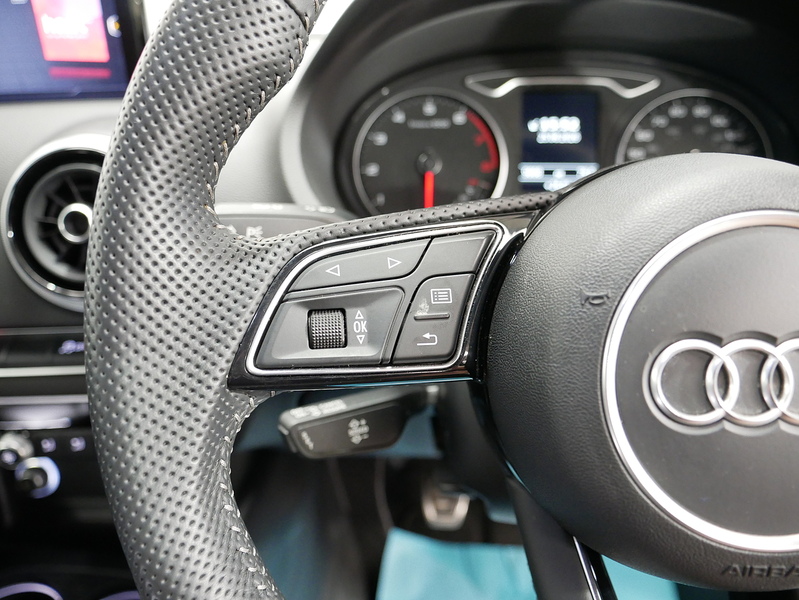 Audi A3 TFSI S line - U4400