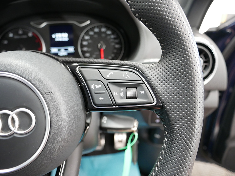 Audi A3 TFSI S line - U4400