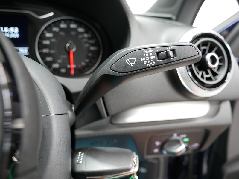 Audi A3 TFSI S line - U4400
