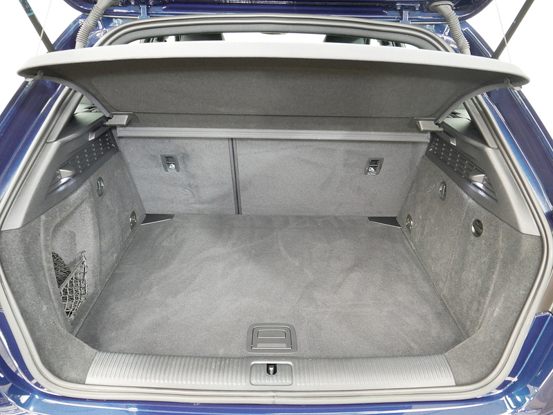 Audi A3 TFSI S line - U4400