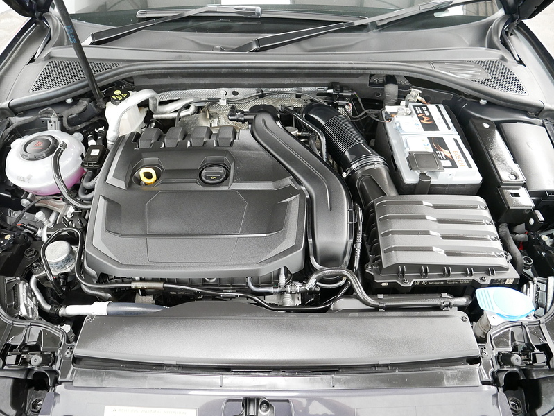 Audi A3 TFSI S line - U4400