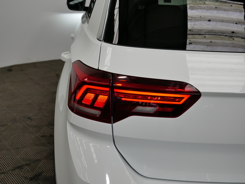 Volkswagen T-Roc TSI EVO R-Line - U4418