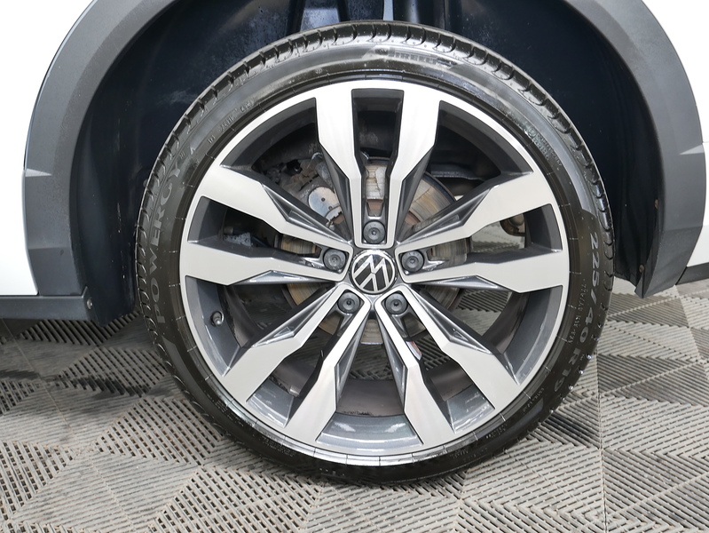 Volkswagen T-Roc TSI EVO R-Line - U4418