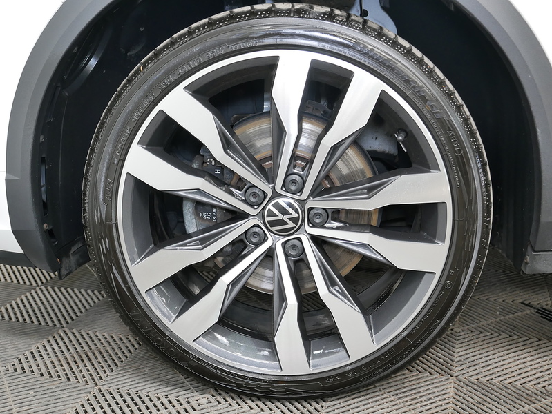 Volkswagen T-Roc TSI EVO R-Line - U4418