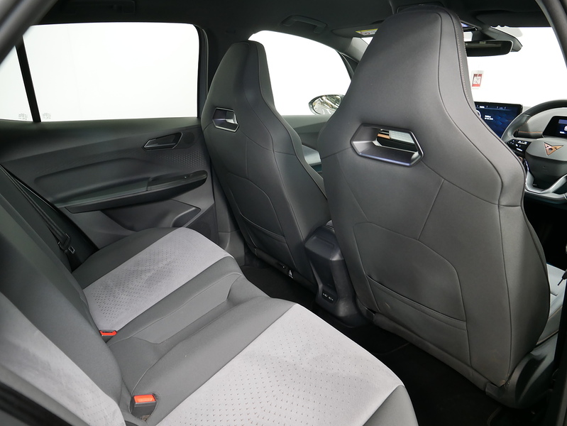 CUPRA Born e-Boost V3 - U4425