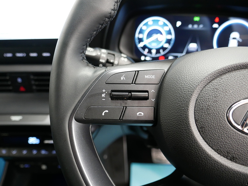 Hyundai BAYON T-GDi MHEV Premium - U4450