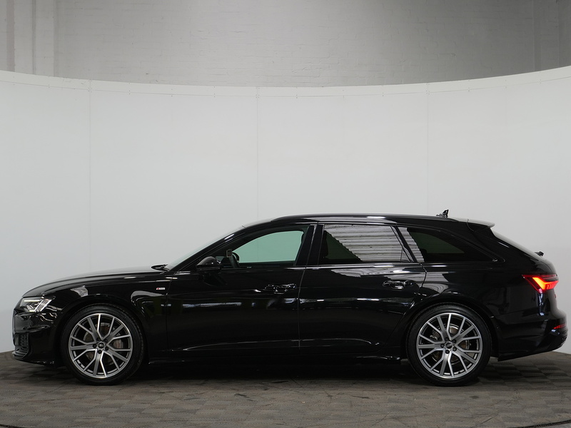 Audi A6 Avant TFSI Black Edition - U4458