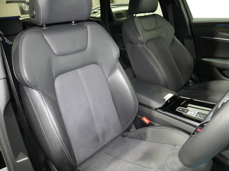 Audi A6 Avant TFSI Black Edition - U4458