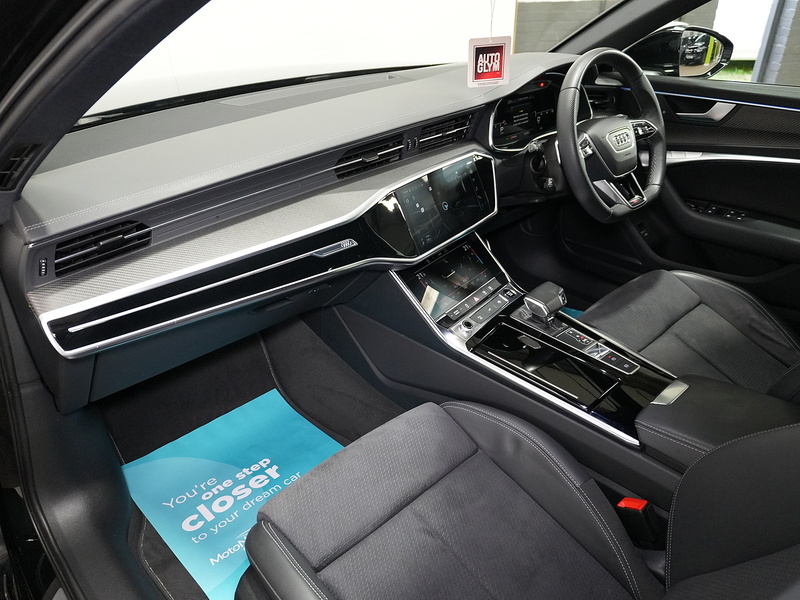 Audi A6 Avant TFSI Black Edition - U4458