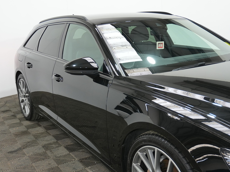 Audi A6 Avant TFSI Black Edition - U4458
