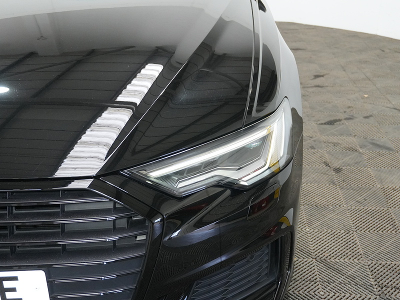 Audi A6 Avant TFSI Black Edition - U4458