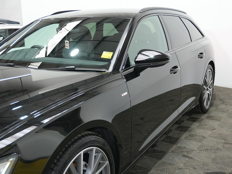 Audi A6 Avant TFSI Black Edition - U4458