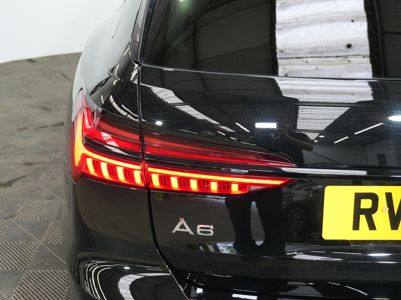 Audi A6 Avant TFSI Black Edition - U4458