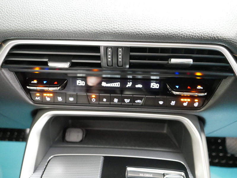 Mazda CX-60 e-SKYACTIV Homura - U4462