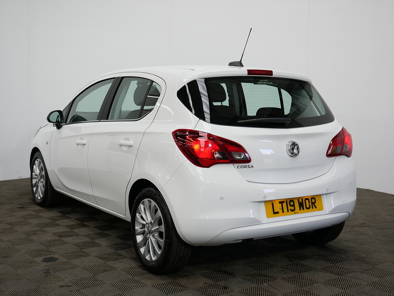 Vauxhall Corsa i ecoTEC SE Nav - U4464