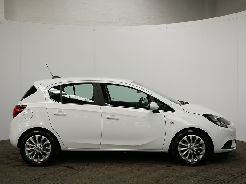 Vauxhall Corsa i ecoTEC SE Nav - U4464
