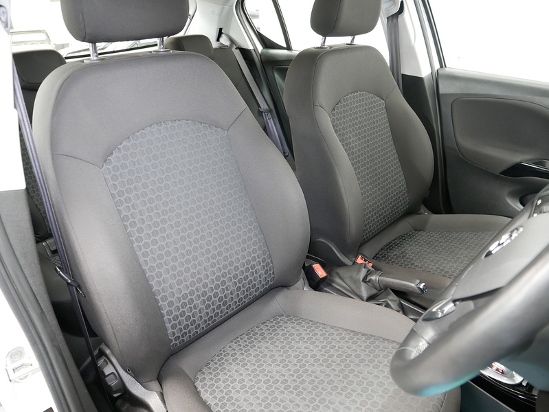 Vauxhall Corsa i ecoTEC SE Nav - U4464