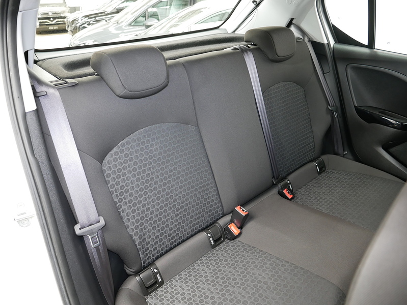 Vauxhall Corsa i ecoTEC SE Nav - U4464