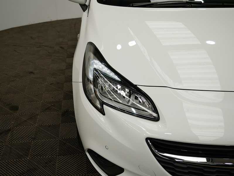 Vauxhall Corsa i ecoTEC SE Nav - U4464