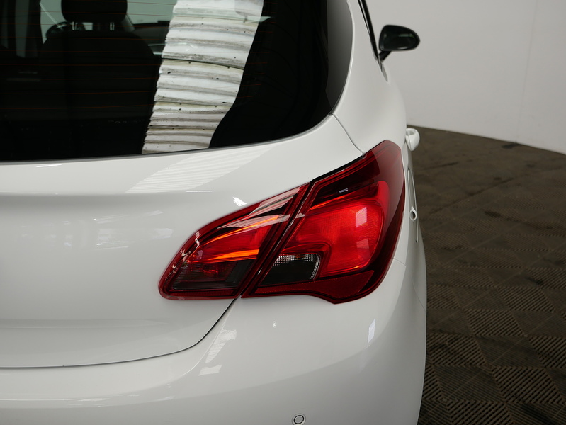 Vauxhall Corsa i ecoTEC SE Nav - U4464