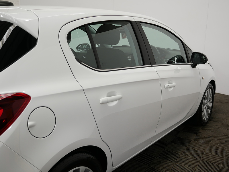 Vauxhall Corsa i ecoTEC SE Nav - U4464