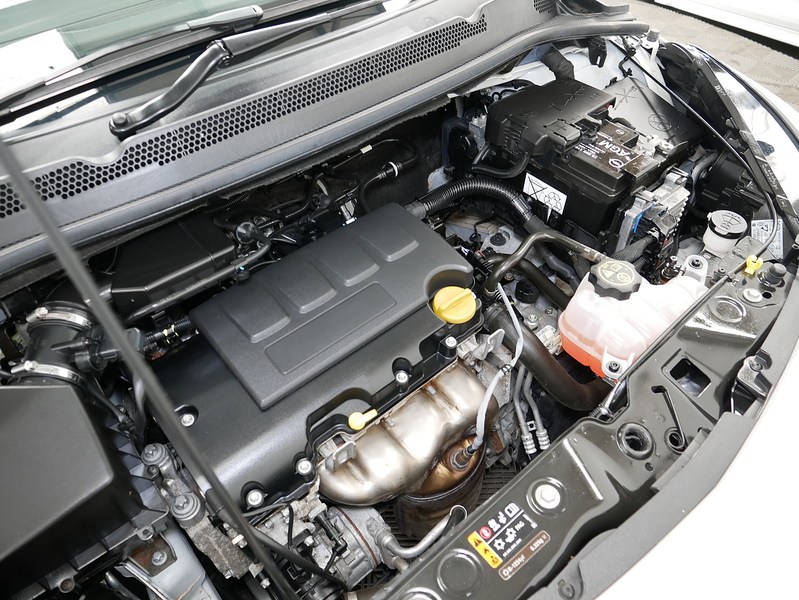 Vauxhall Corsa i ecoTEC SE Nav - U4464