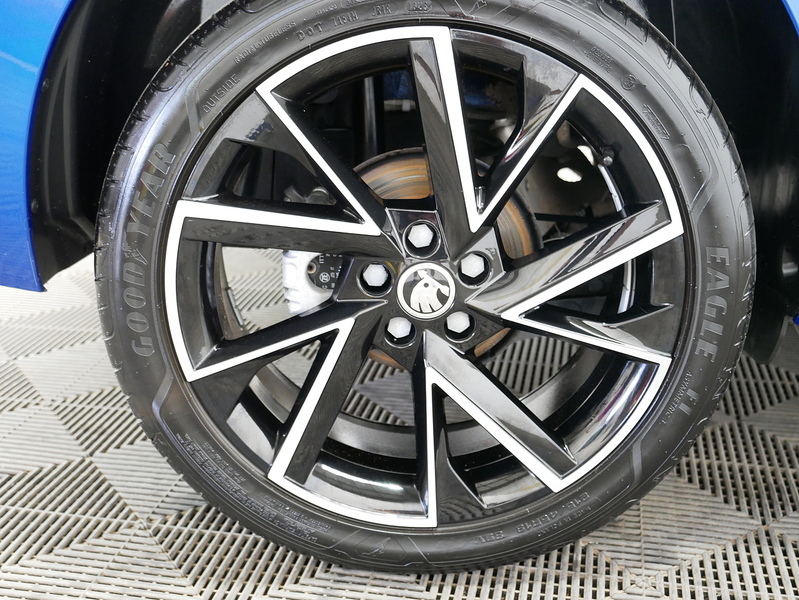 Skoda Kamiq TSI ACT Monte Carlo - U4470