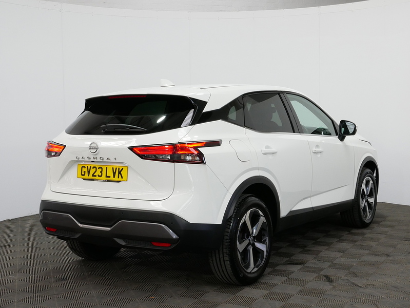 Nissan Qashqai DIG-T MHEV N-Connecta - U4474