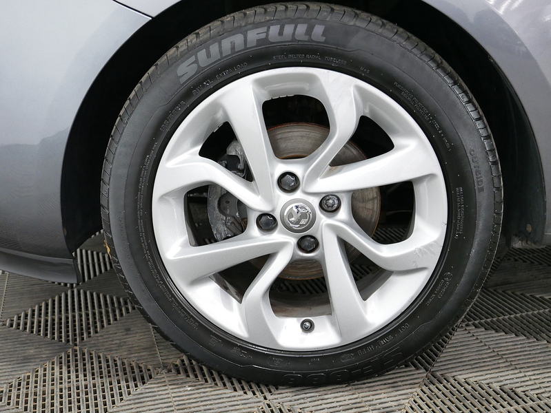 Vauxhall Corsa i ecoTEC SRi Nav - U4507