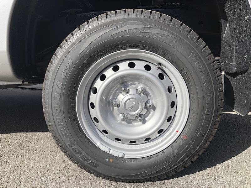 Isuzu Utility Scb Pick Up 2.2 Manual Diesel