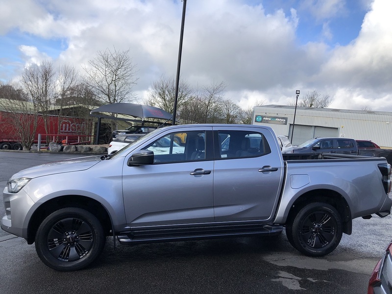 Isuzu TD V-Cross Pickup 1.9 Manual Diesel