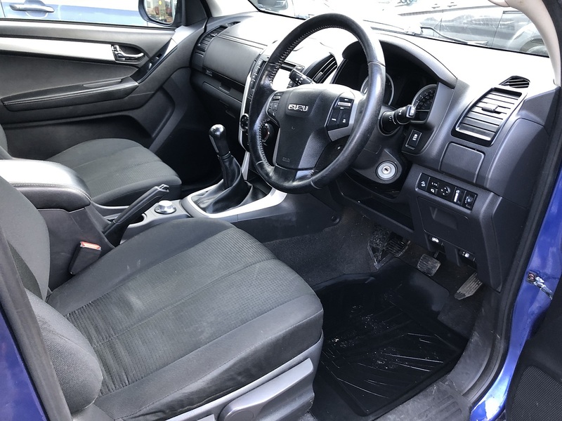 Isuzu TD Yukon Pickup 1.9 Manual Diesel