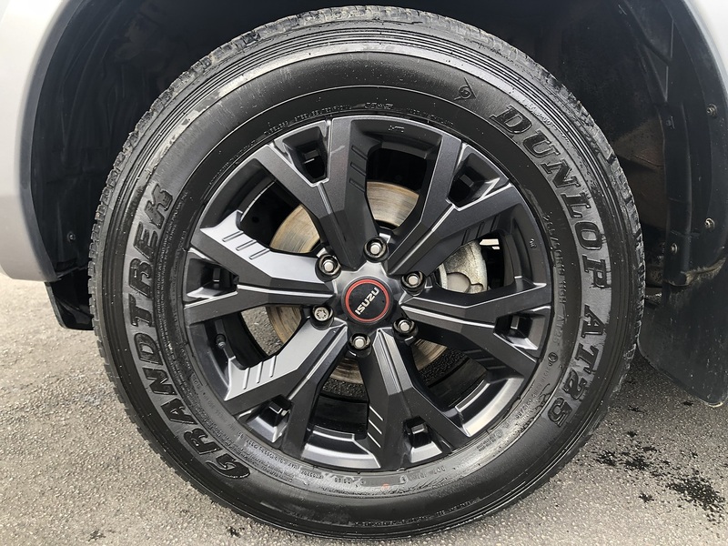 Isuzu 1.9 TD V-Cross Pickup Double Cab 4dr Diesel Manual 4WD Euro 6 (s/s) (164 ps)