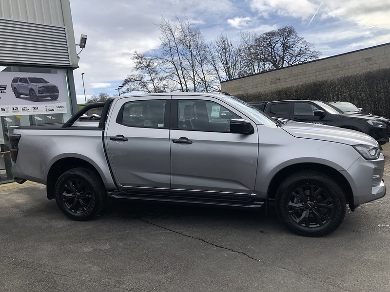 Isuzu 1.9 TD V-Cross Pickup Double Cab 4dr Diesel Manual 4WD Euro 6 (s/s) (164 ps)