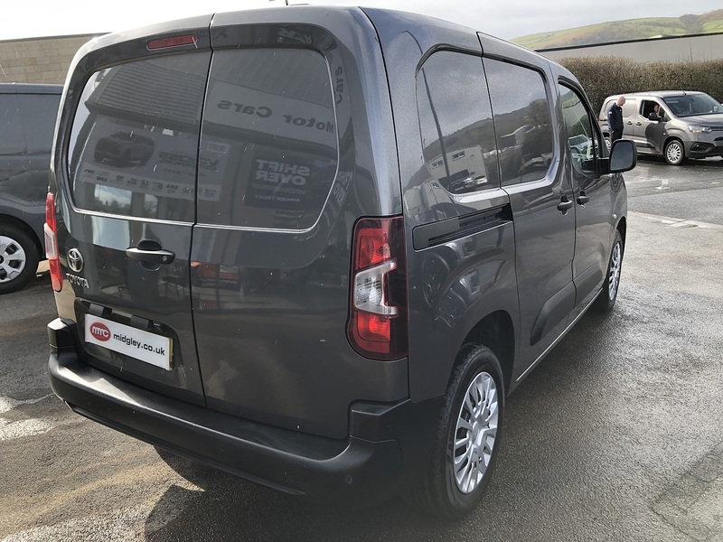 Toyota 1.5 BlueHDi Icon Short Panel Van 5dr Diesel Manual SWB Euro 6 (s/s) (100 bhp)
