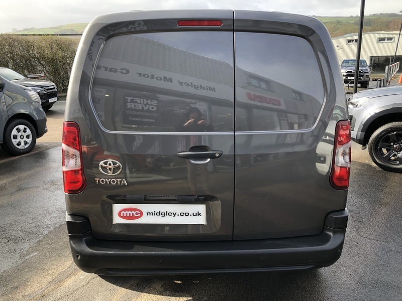 Toyota 1.5 BlueHDi Icon Short Panel Van 5dr Diesel Manual SWB Euro 6 (s/s) (100 bhp)