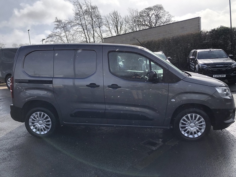 Toyota 1.5 BlueHDi Icon Short Panel Van 5dr Diesel Manual SWB Euro 6 (s/s) (100 bhp)