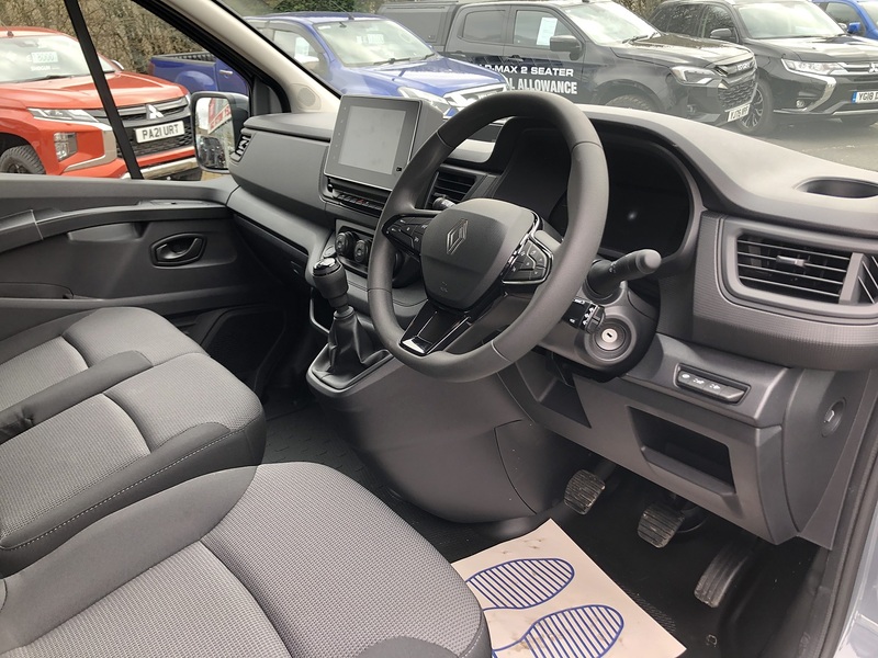Renault 2.0 dCi Blue SL30 Advance Panel Van 5dr Diesel Manual L1 H1 Euro 6 (s/s) (130 ps)