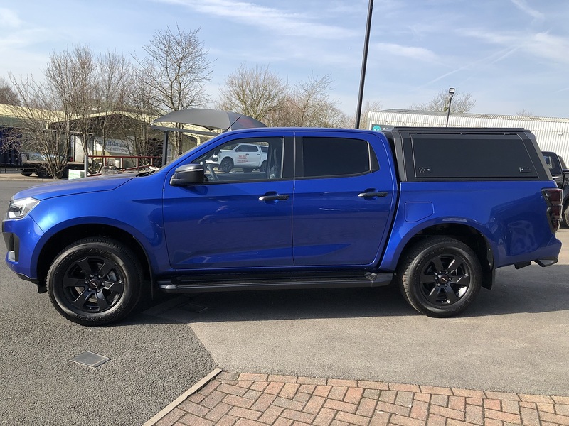 Isuzu 1.9 TD V-Cross Commercial Pickup 4dr Diesel Auto 4WD Euro 6 (s/s) (164 ps)