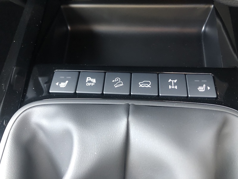 Isuzu 1.9 TD V-Cross Pickup Double Cab 4dr Diesel Manual 4WD Euro 6 (s/s) (164 ps)